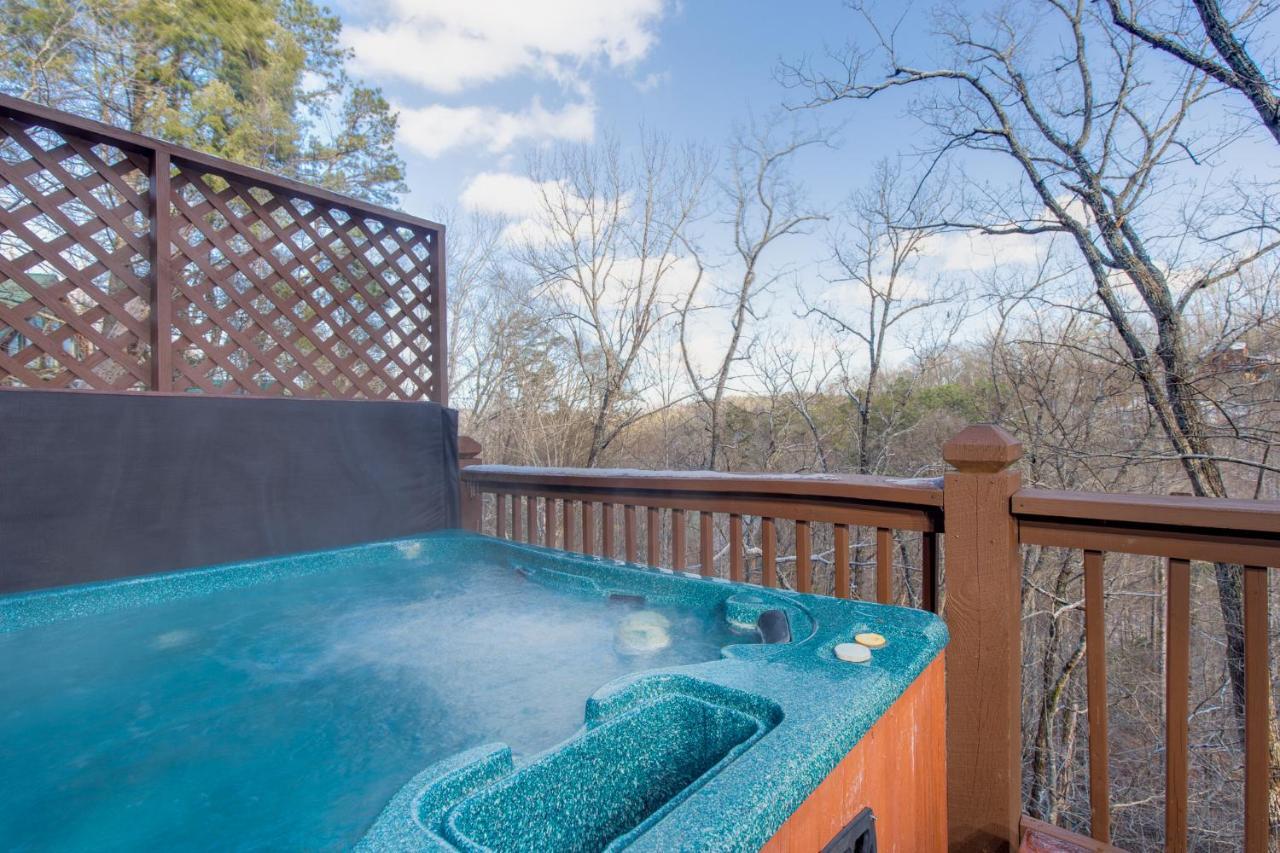 Wildwood Cove, 2 Bedrooms, Fireplace, Wifi, Jetted Tub, Hot Tub, Sleeps 6 Sevierville Esterno foto